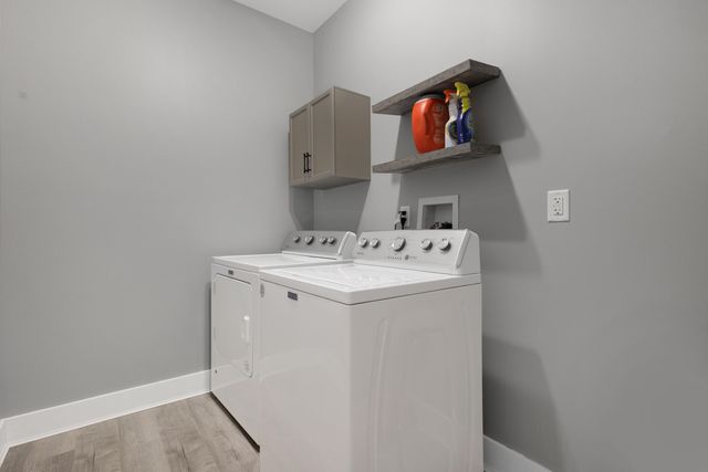 3331 Blarney Drive, Warren Twp, IN 46628