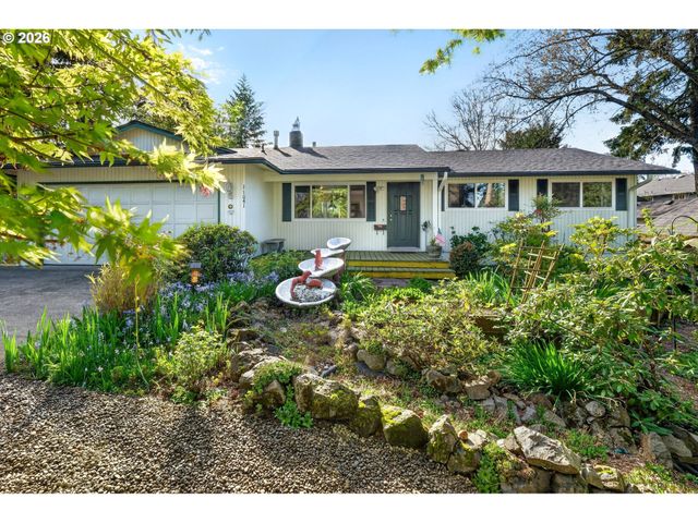 11041 Sw 45TH Ave, Portland, OR 97219