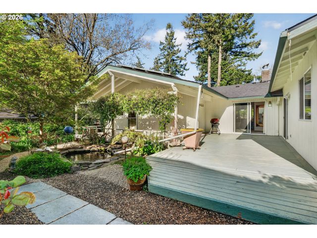 11041 Sw 45TH Ave, Portland, OR 97219