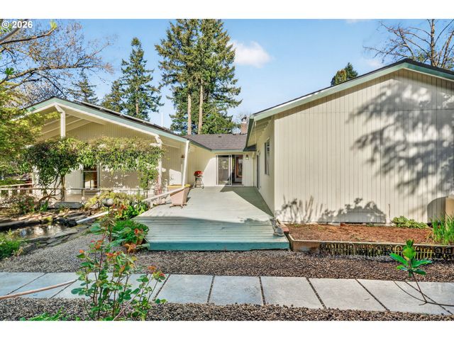 11041 Sw 45TH Ave, Portland, OR 97219