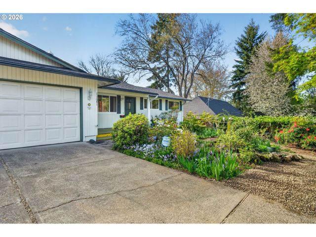 11041 Sw 45TH Ave, Portland, OR 97219