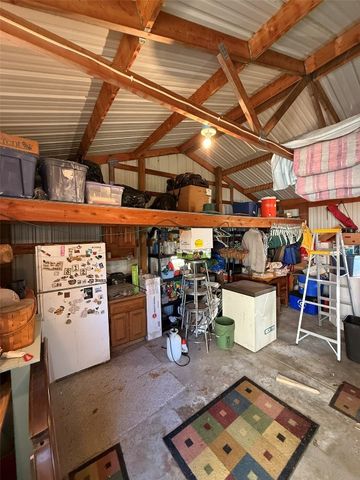 812 E 9th Street, Vinton, IA 52349