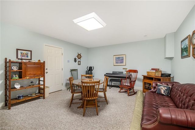 333 Chandler Drive, Lexington, NC 27295