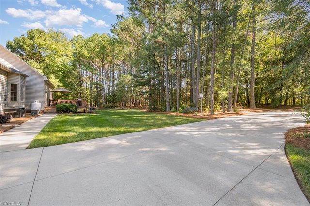333 Chandler Drive, Lexington, NC 27295