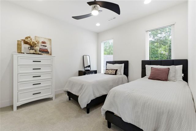 7 Thornbury Lane, Bella Vista, AR 72714