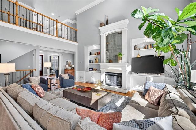 5109 Parkwood Oaks Lane, Smyrna, GA 30126