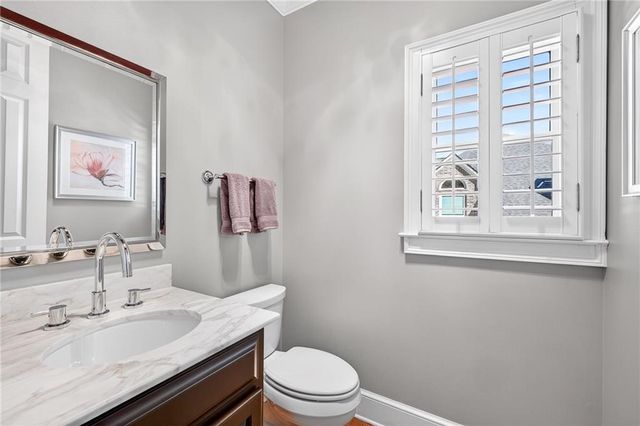 5109 Parkwood Oaks Lane, Smyrna, GA 30126