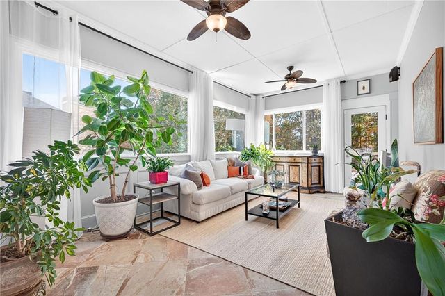 5109 Parkwood Oaks Lane, Smyrna, GA 30126