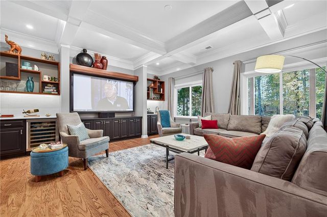 5109 Parkwood Oaks Lane, Smyrna, GA 30126