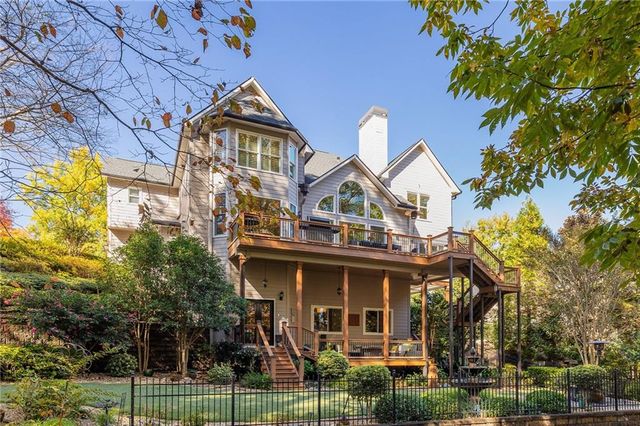 5109 Parkwood Oaks Lane, Smyrna, GA 30126