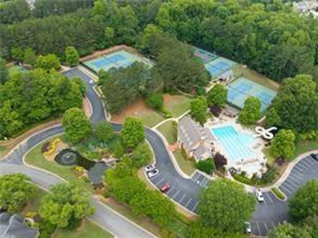 5109 Parkwood Oaks Lane, Smyrna, GA 30126