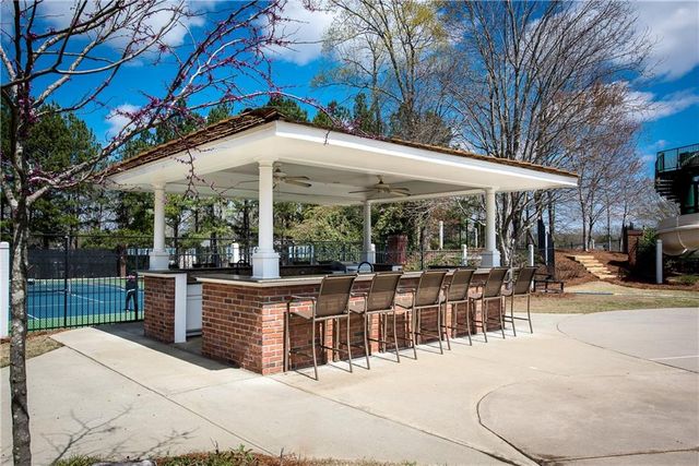 5109 Parkwood Oaks Lane, Smyrna, GA 30126