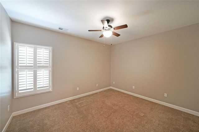 1610 Glenhurst Drive, Snellville, GA 30078