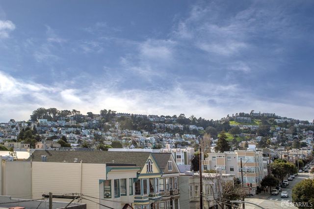 199 Tiffany Avenue 406, San Francisco, CA 94110