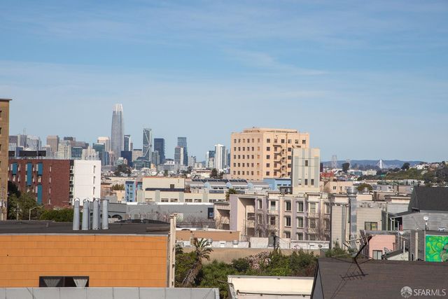 199 Tiffany Avenue 406, San Francisco, CA 94110