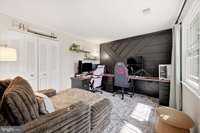 4026 FORGE DR, Woodbridge, VA 22193