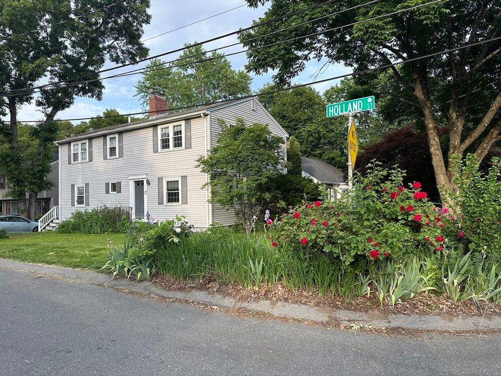61 Taft Avenue, Lexington, MA 02421