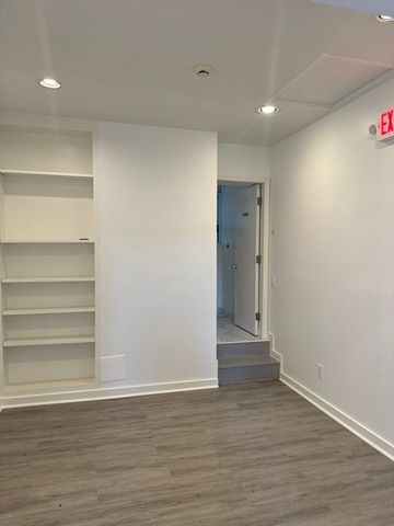 585 Massachusetts Ave A, Boston, MA 02118