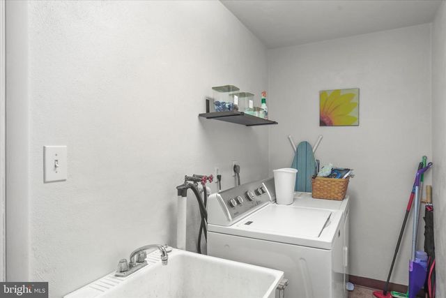 350 S HARLAN ST, York, PA 17402