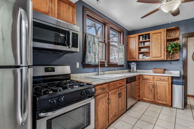 2015 Hensch Street, Fort Wayne, IN 46808