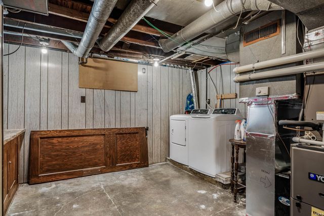 2015 Hensch Street, Fort Wayne, IN 46808