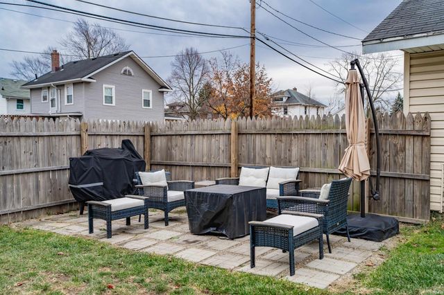 2015 Hensch Street, Fort Wayne, IN 46808