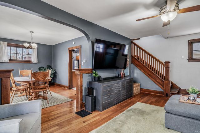 2015 Hensch Street, Fort Wayne, IN 46808