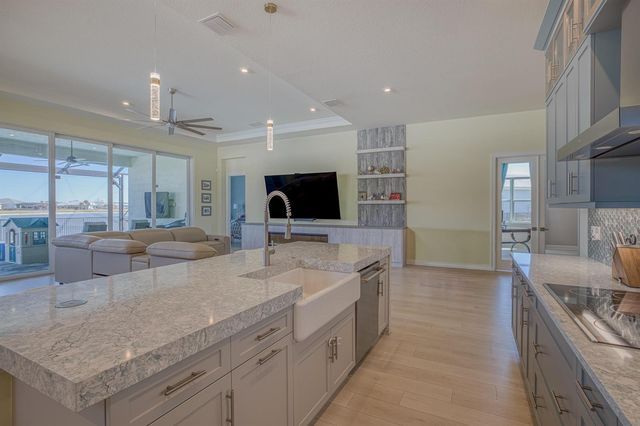 8538 SW Cantante Way, Port St. Lucie, FL 34987
