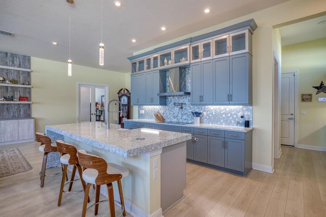 8538 SW Cantante Way, Port St. Lucie, FL 34987