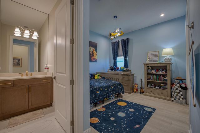 8538 SW Cantante Way, Port St. Lucie, FL 34987