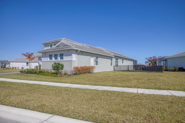 8538 SW Cantante Way, Port St. Lucie, FL 34987