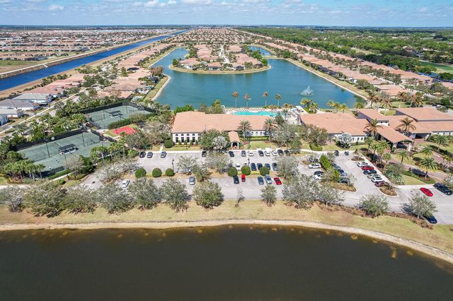 8538 SW Cantante Way, Port St. Lucie, FL 34987