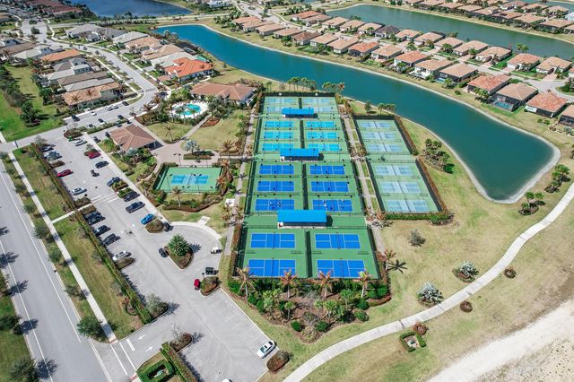 8538 SW Cantante Way, Port St. Lucie, FL 34987
