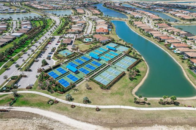 8538 SW Cantante Way, Port St. Lucie, FL 34987