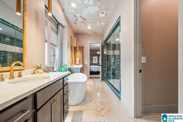 6118 LYNTON DRIVE, Hoover, AL 35244