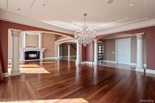82 CHATEAUX DU LAC, Fenton Charter Township, MI 48430
