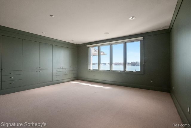82 CHATEAUX DU LAC, Fenton Charter Township, MI 48430
