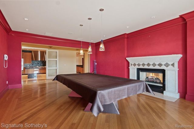 82 CHATEAUX DU LAC, Fenton Charter Township, MI 48430