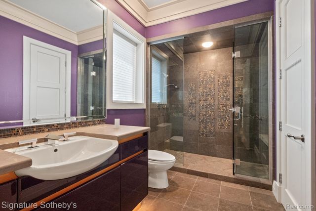 82 CHATEAUX DU LAC, Fenton Charter Township, MI 48430