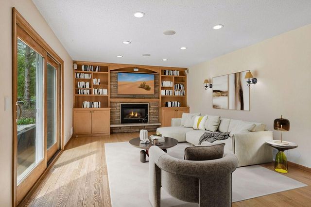 8817 Westmoreland Lane, Saint Louis Park, MN 55426