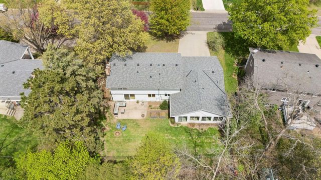 8817 Westmoreland Lane, Saint Louis Park, MN 55426