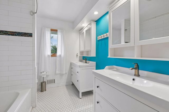 8817 Westmoreland Lane, Saint Louis Park, MN 55426