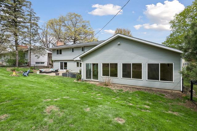 8817 Westmoreland Lane, Saint Louis Park, MN 55426