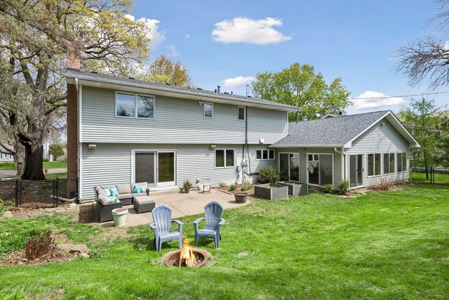 8817 Westmoreland Lane, Saint Louis Park, MN 55426