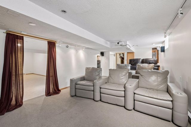 8817 Westmoreland Lane, Saint Louis Park, MN 55426