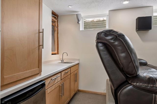 8817 Westmoreland Lane, Saint Louis Park, MN 55426
