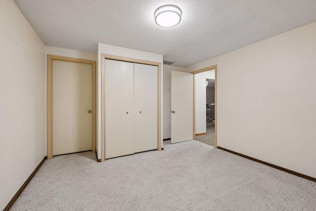 8817 Westmoreland Lane, Saint Louis Park, MN 55426