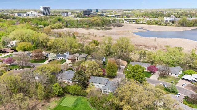 8817 Westmoreland Lane, Saint Louis Park, MN 55426