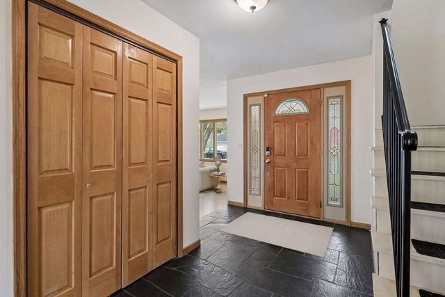8817 Westmoreland Lane, Saint Louis Park, MN 55426
