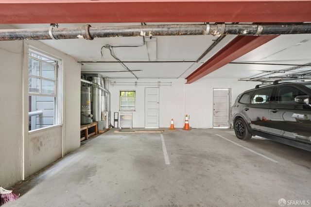 881 Vallejo Street A, San Francisco, CA 94133